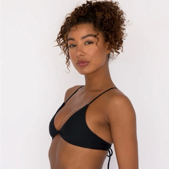 Skatie- Sarah top

BRAND NEW - Picture 2 of 4